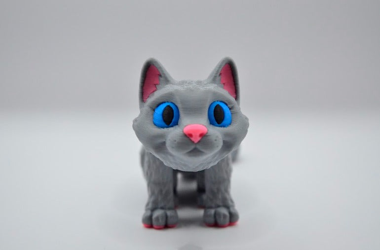 Gato gris realista